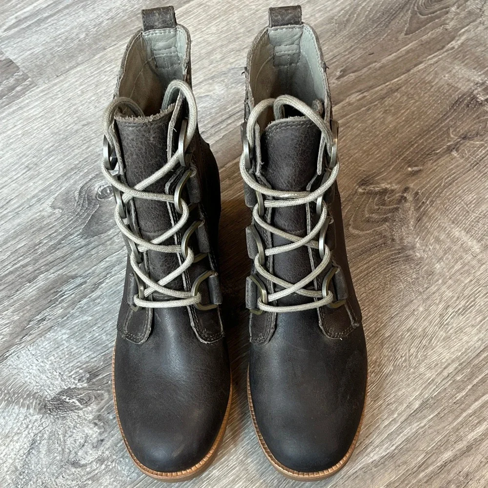Sorel Cate Lace Dark Brown Leather Waterproof Block Heel Ankle Boots NL3715-245